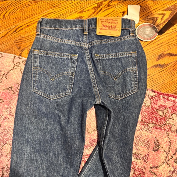 NWT Vintage Levi's 562 DEADSTOCK Blue Jeans - W26 L32 - Picture 10 of 16